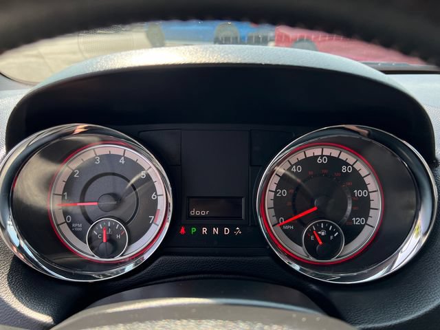 Used 2015 Dodge Grand Caravan SE w/ Quick Order Package 29E SE FWD image 14