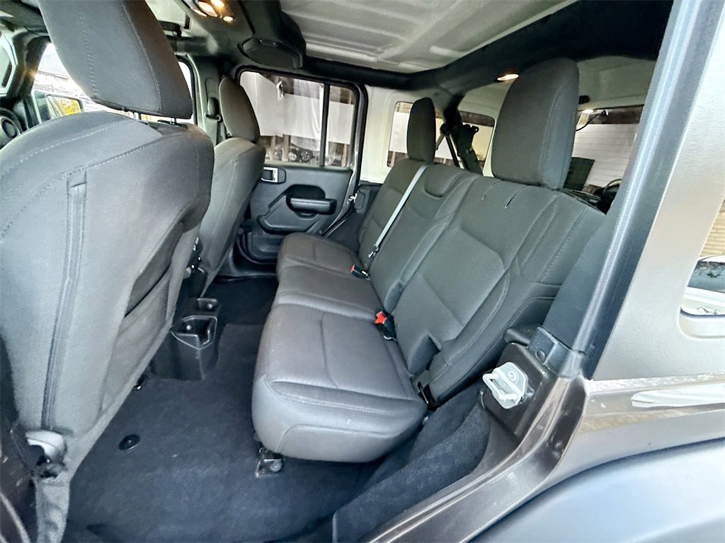 Used 2021 Jeep Wrangler Unlimited Sport image 26