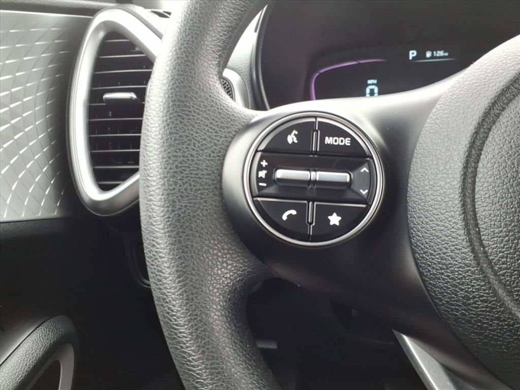 Used 2023 Kia Soul LX w/ LX Technology Package image 20