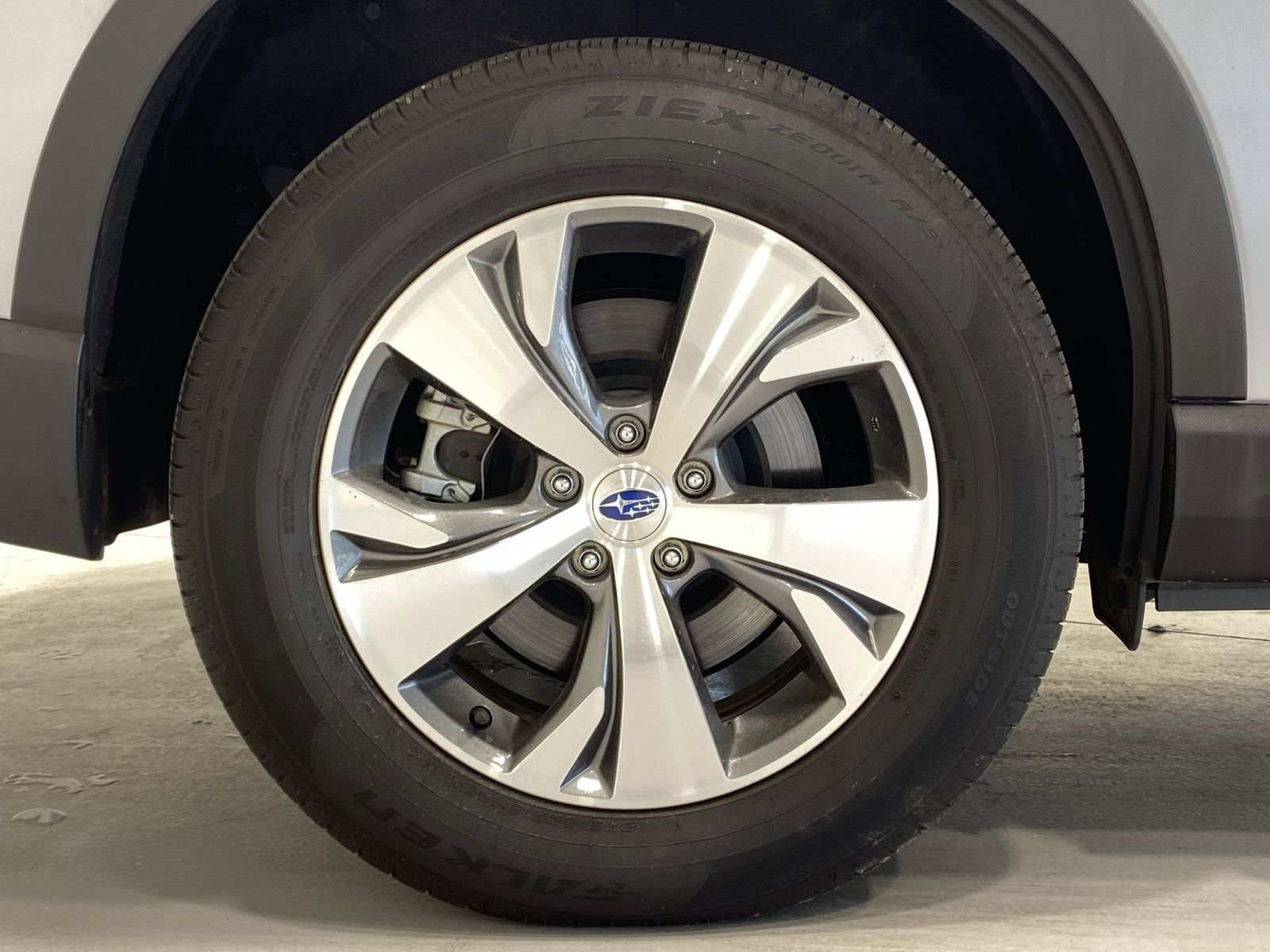 Certified 2024 Subaru Ascent Premium w/ Convenience Package image 10