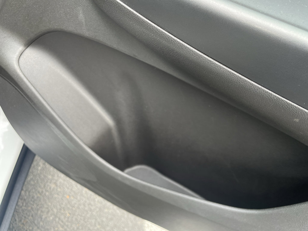 Used 2022 Chevrolet Bolt EUV LT FWD image 61