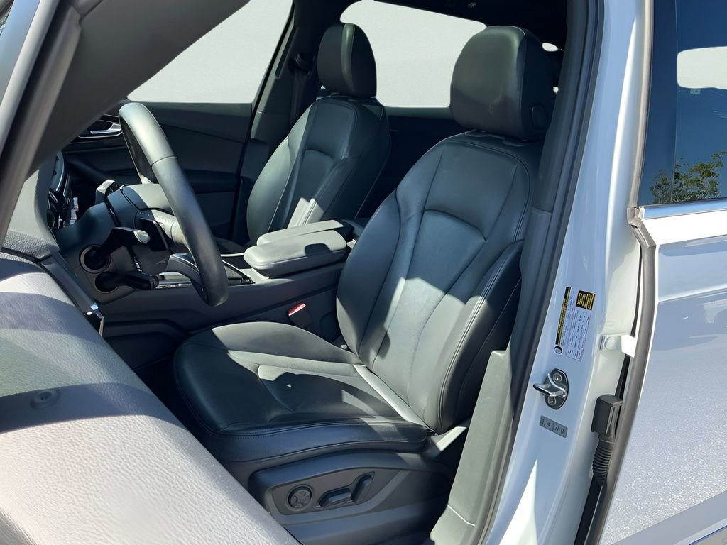 Used 2019 Audi Q7 3.0T Premium Plus w/ Premium Plus Package image 29