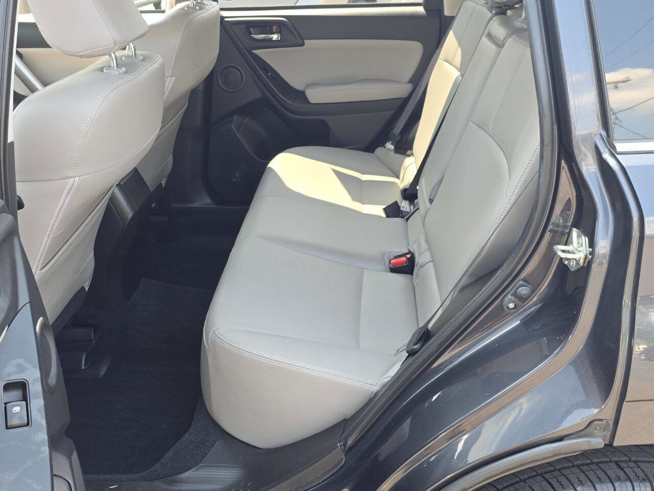 Used 2014 Subaru Forester 2.5i Touring w/ Popular Package #1 image 12