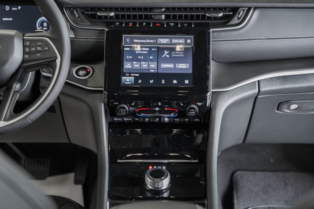 New 2025 Jeep Grand Cherokee Altitude w/ Trailer Tow Package image 20