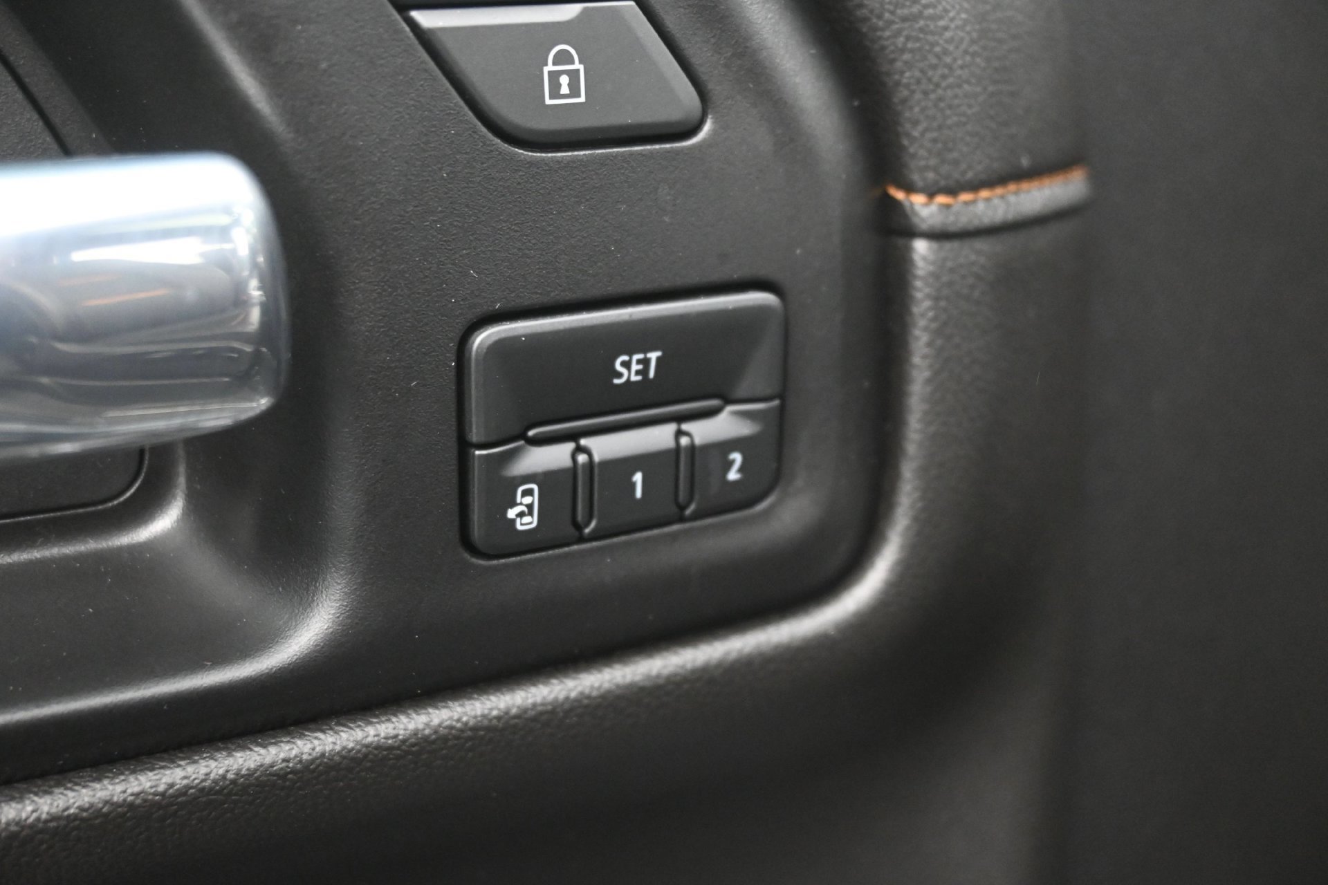 Used 2021 GMC Sierra 1500 AT4 w/ Off-Road Performance Package AWD/4WD image 22