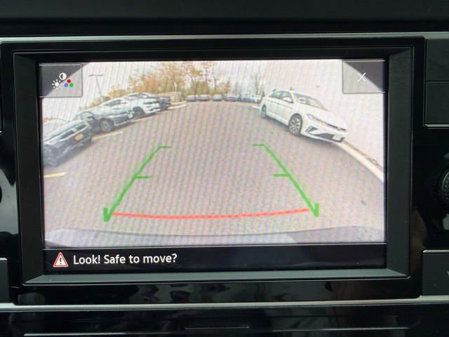 Used 2024 Volkswagen Jetta SE image 16