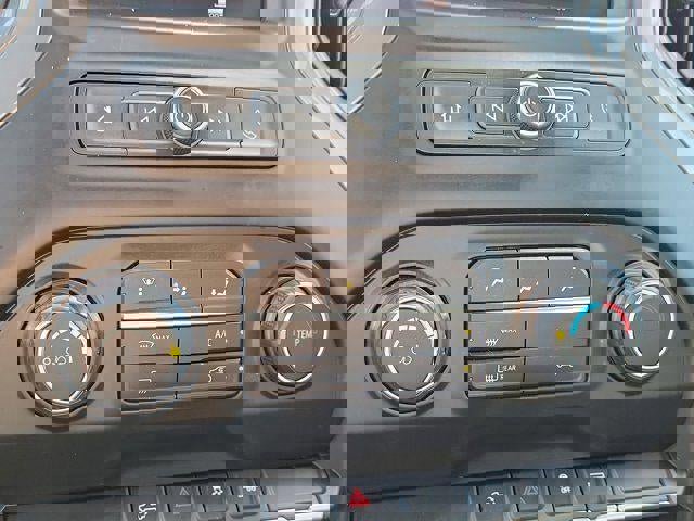 Used 2020 Chevrolet Silverado 1500 Custom w/ Custom Value Package image 25