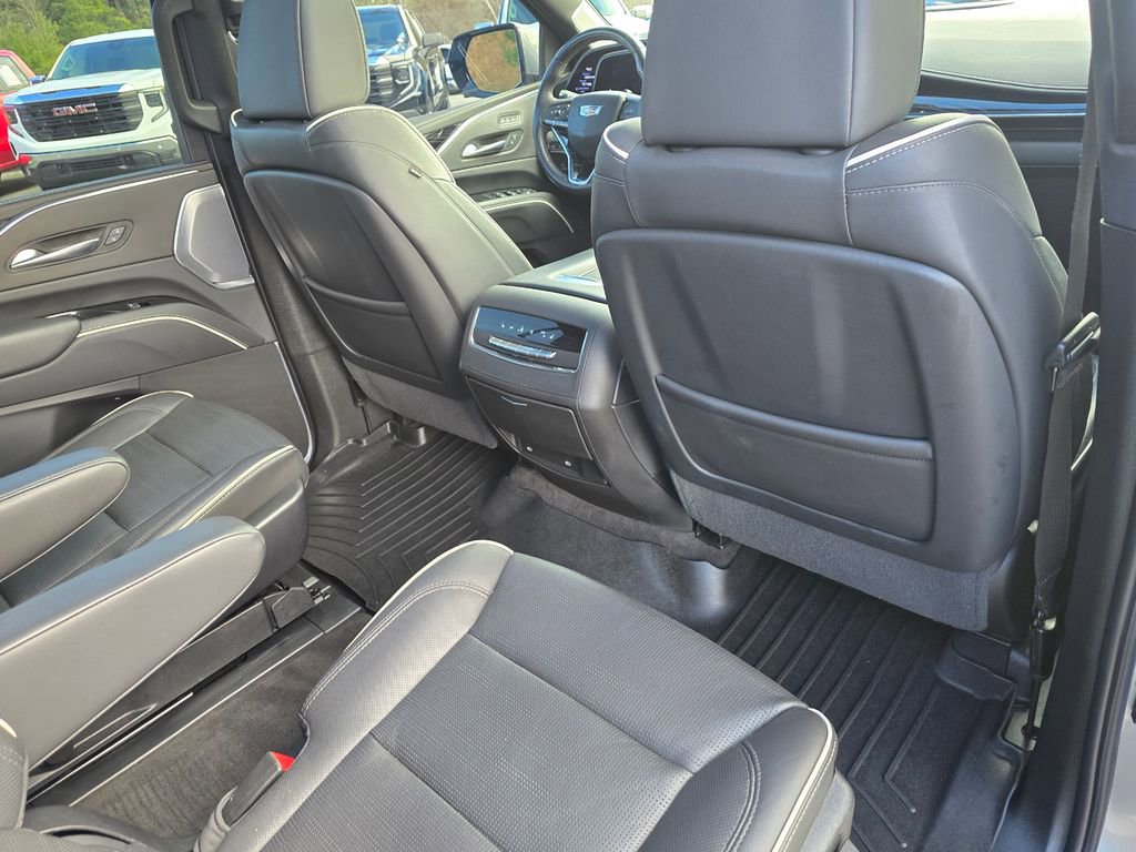 Used 2023 Cadillac Escalade Sport w/ Touring Package image 32