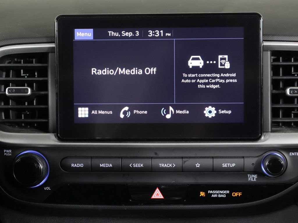 Certified 2024 Hyundai Venue SEL FWD image 38