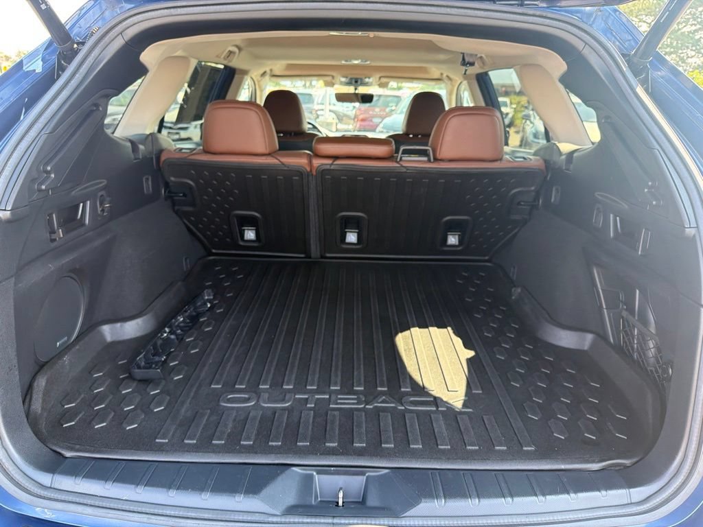 Used 2020 Subaru Outback Touring w/ Popular Package #2 AWD/4WD image 16