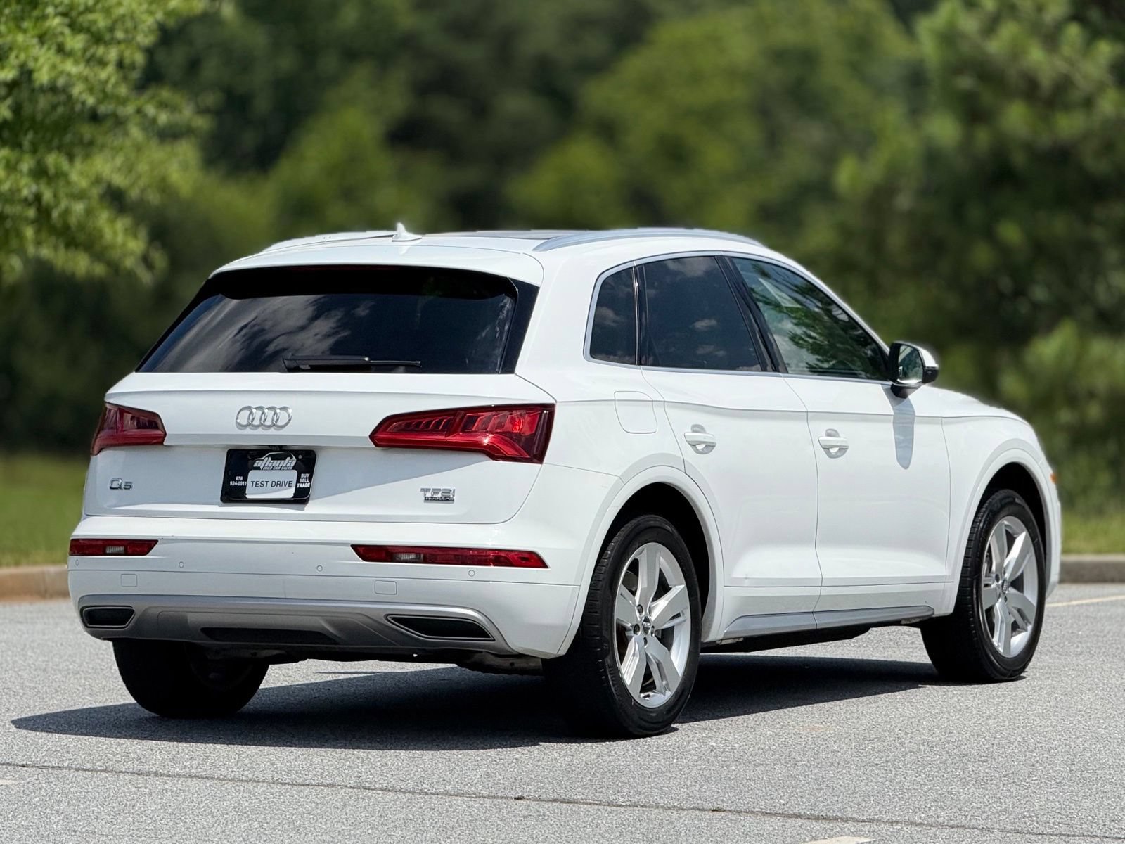 Used 2018 Audi Q5 Prestige AWD/4WD image 11