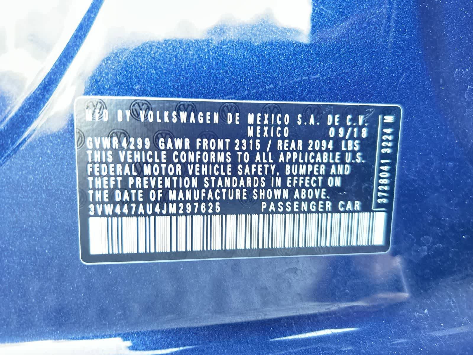 Used 2018 Volkswagen GTI SE FWD image 2