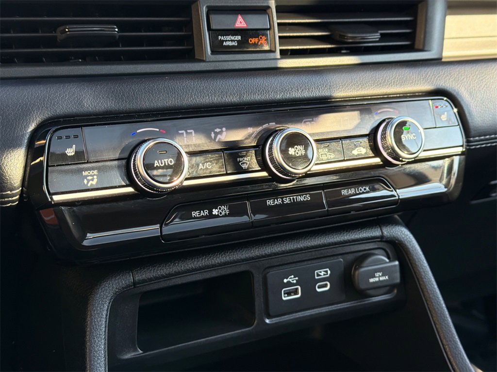 Used 2024 Honda Pilot Touring image 31