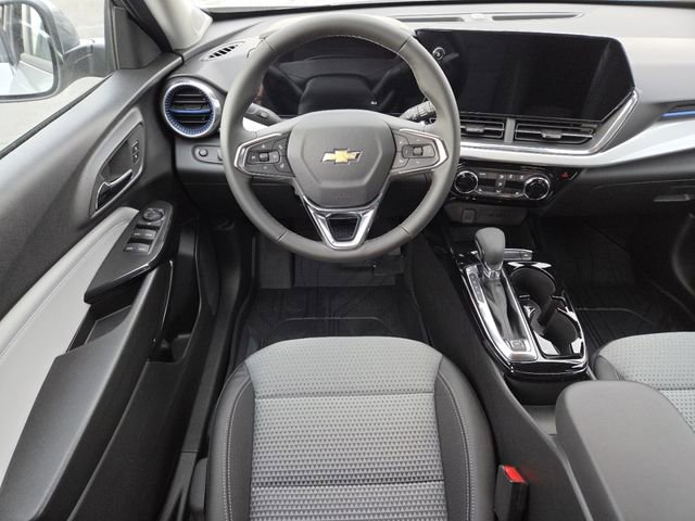 New 2026 Chevrolet Trax LT image 28