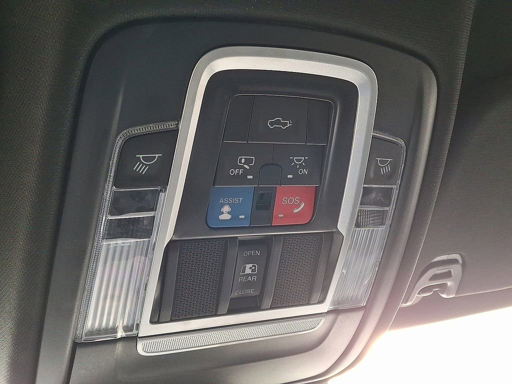 Used 2023 RAM 1500 Laramie image 25