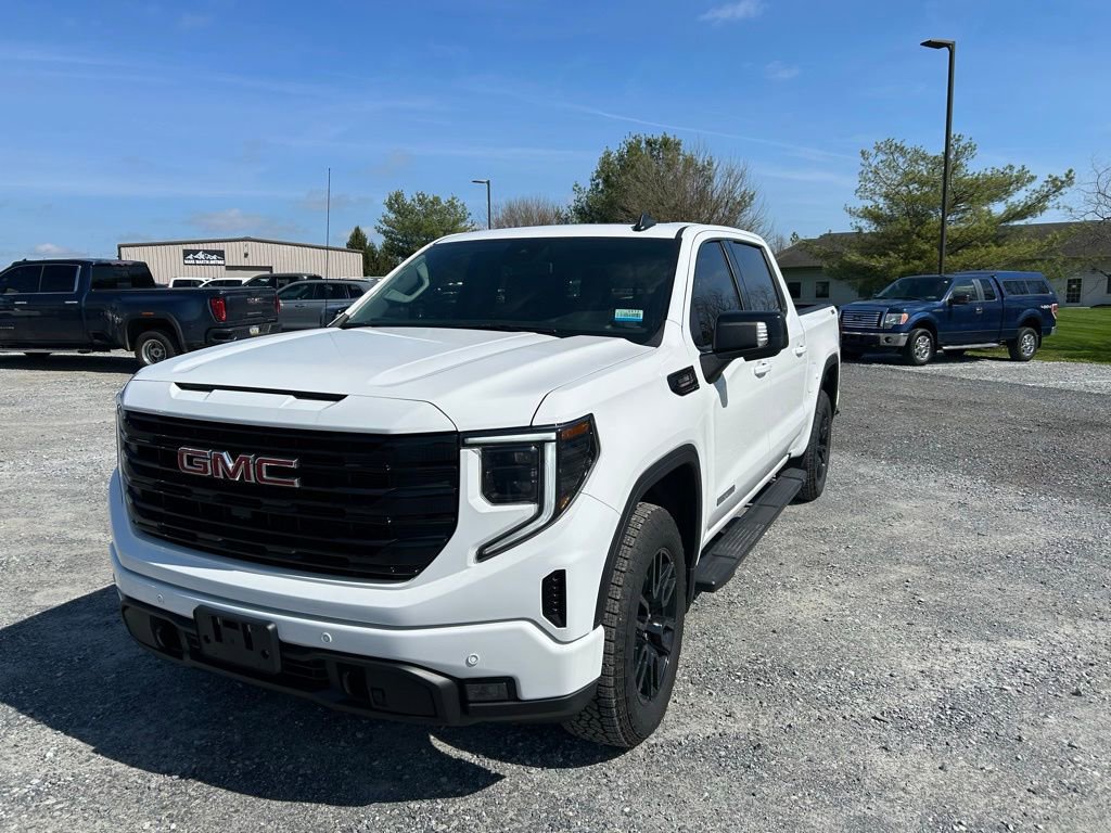 Used 2025 GMC Sierra 1500 Elevation w/ Elevation Premium Package image 2