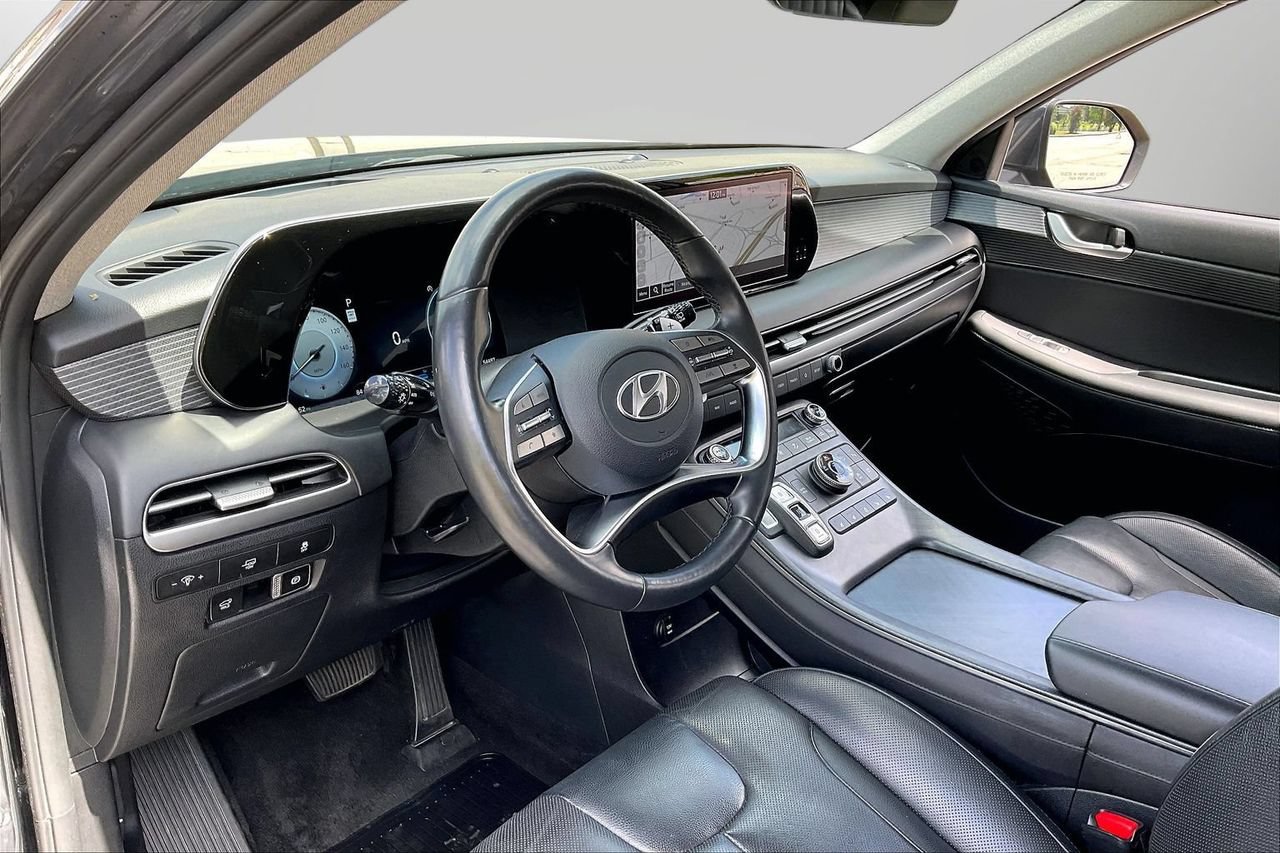 Used 2024 Hyundai Palisade Limited AWD/4WD image 20