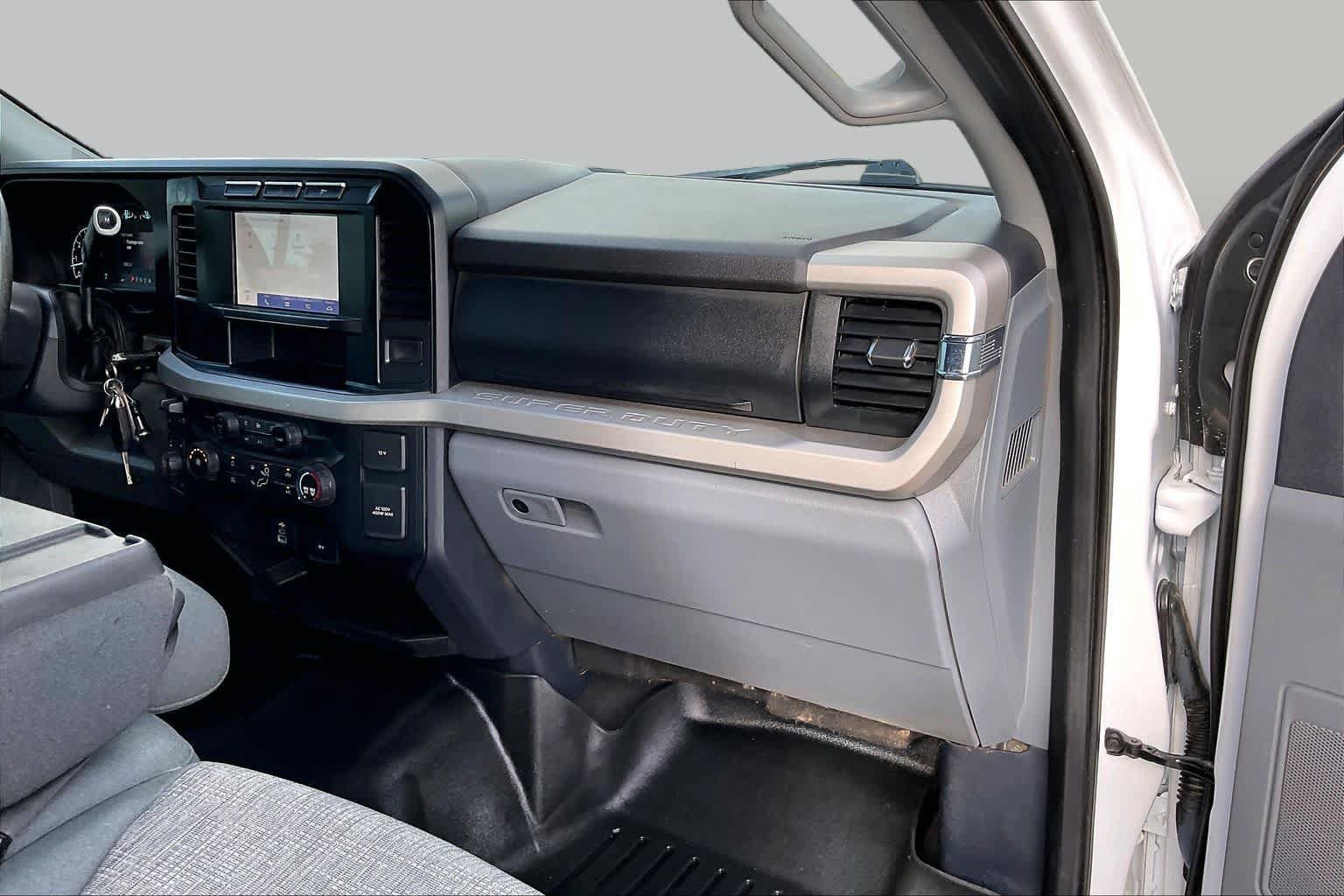 Used 2023 Ford F250 XLT AWD/4WD image 17