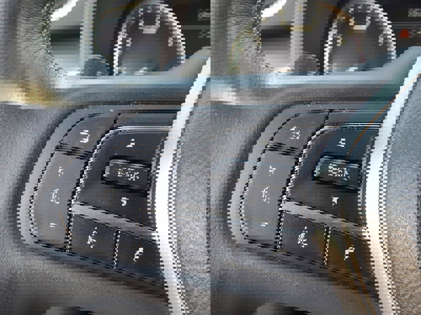 Used 2023 INFINITI QX50 Luxe image 10