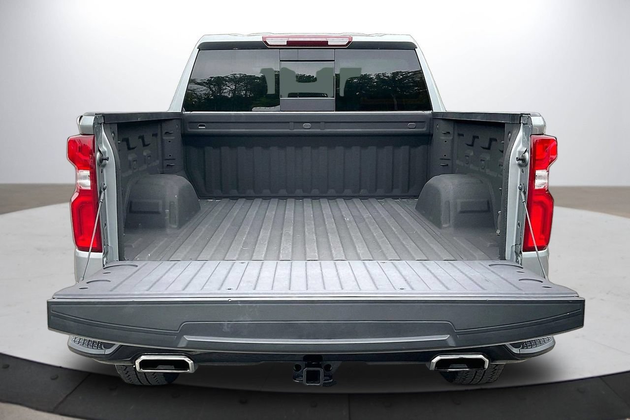 Used 2025 Chevrolet Silverado 1500 LT Trail Boss w/ Convenience Package II AWD/4WD image 27