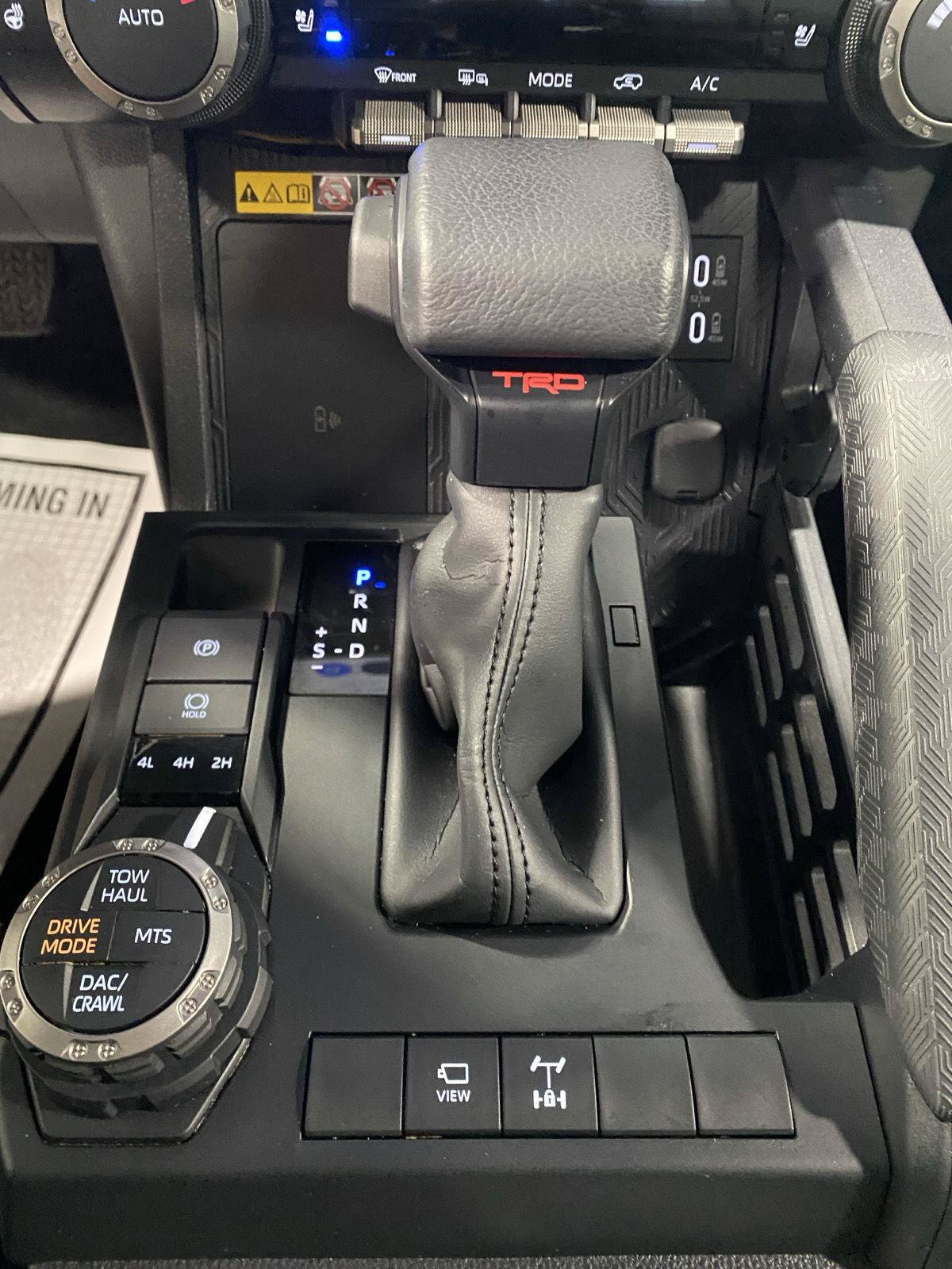 Certified 2025 Toyota 4Runner TRD Off-Road Premium AWD/4WD image 33