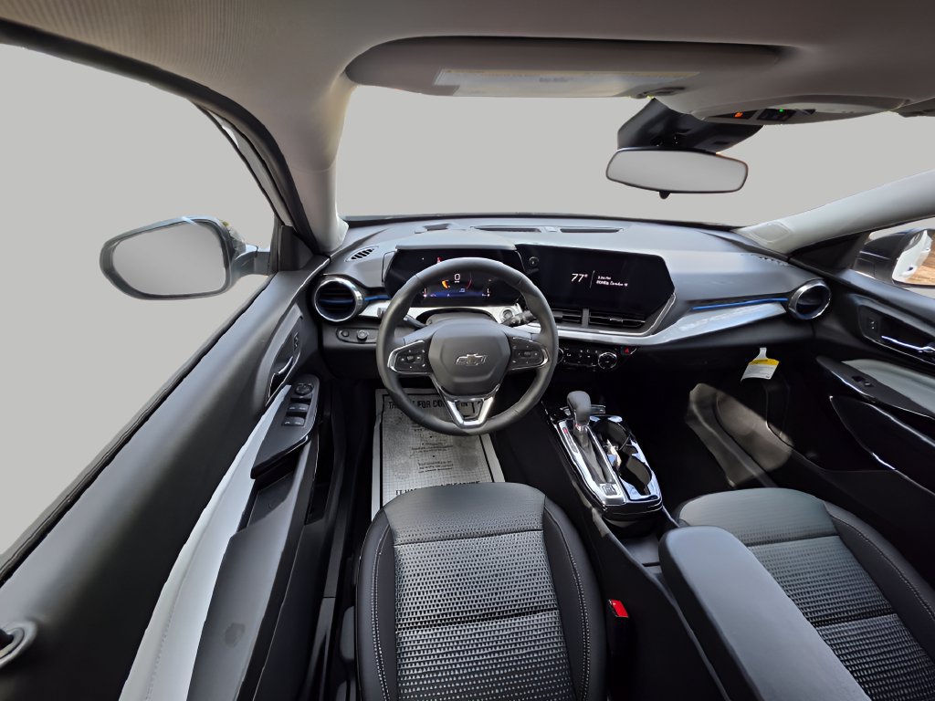 New 2026 Chevrolet Trax LT w/ Midnight Edition FWD image 12