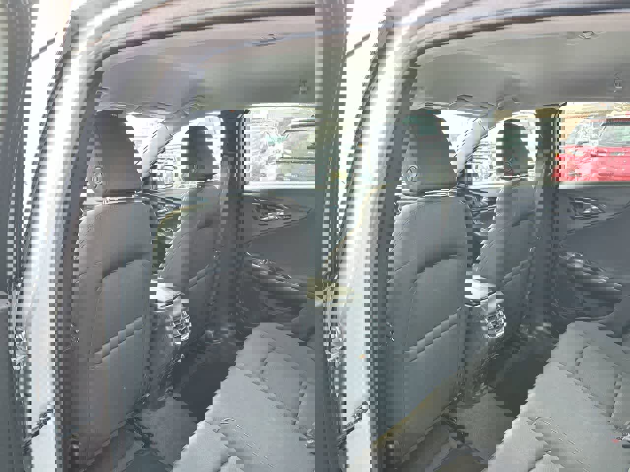 Used 2020 Chevrolet Malibu LT image 23