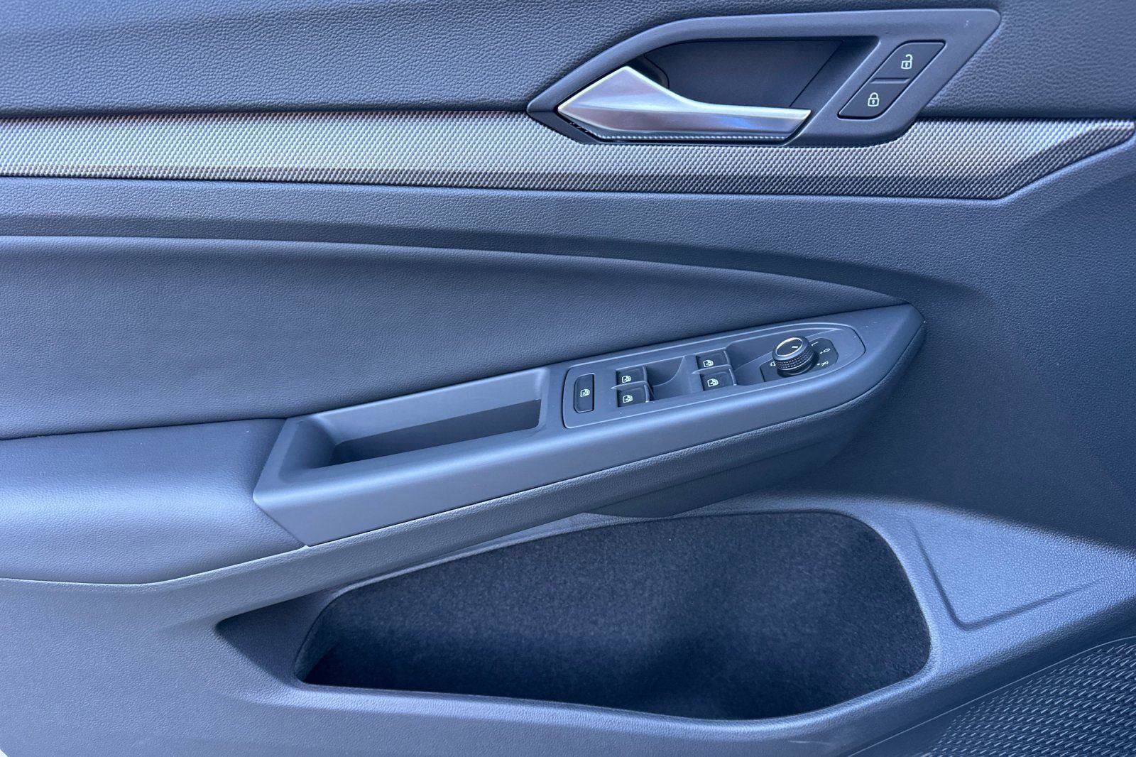 New 2026 Volkswagen GTI SE image 10