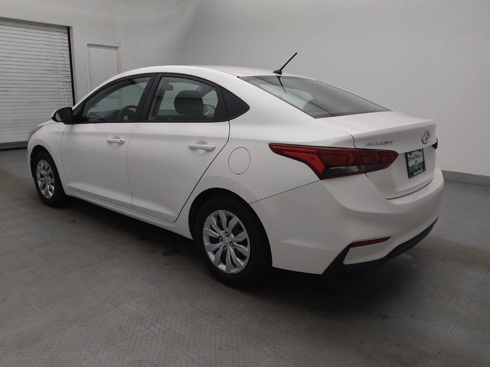 Used 2018 Hyundai Accent SE image 3
