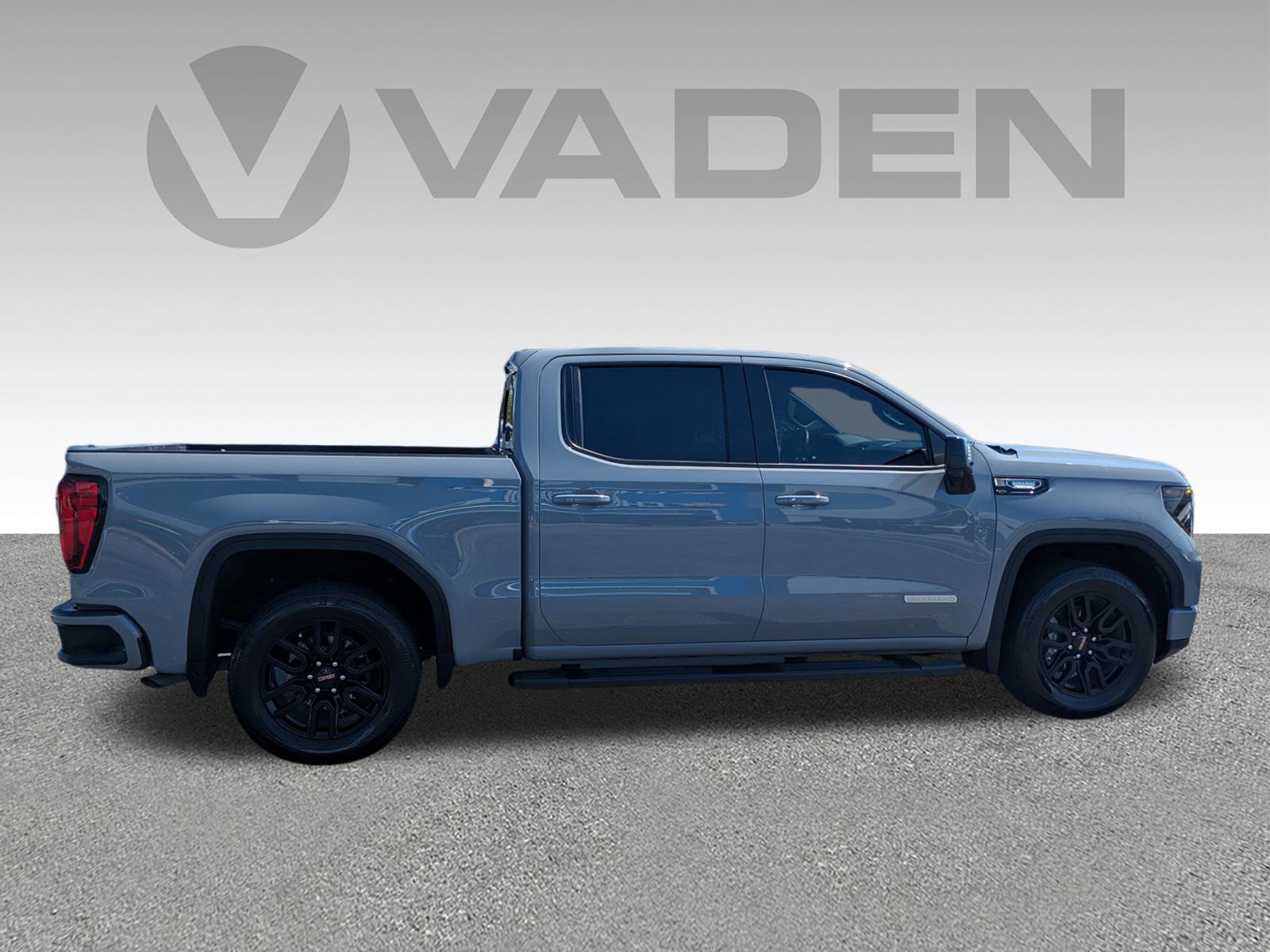 Used 2024 GMC Sierra 1500 Elevation w/ Elevation Premium Package image 21