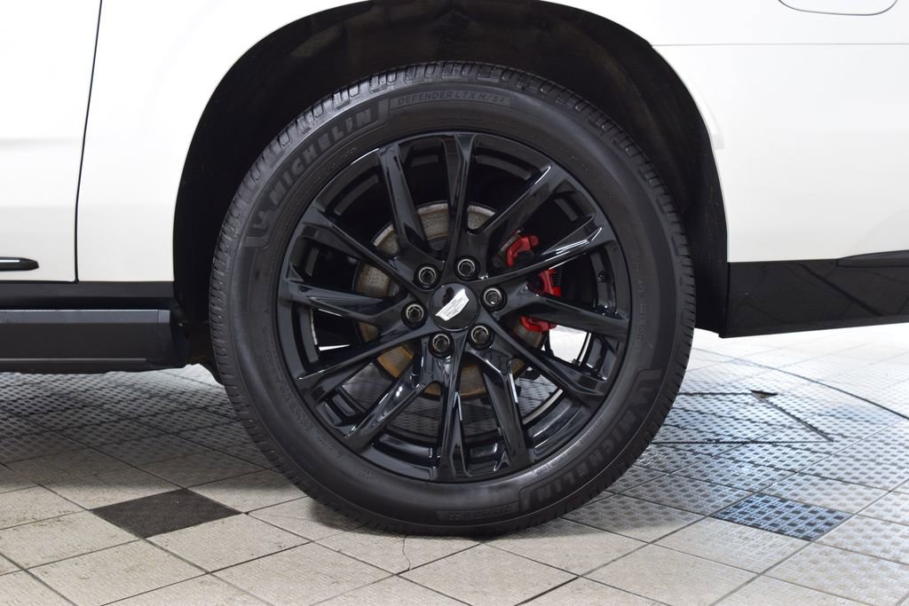 Used 2024 Cadillac Escalade ESV Sport Platinum w/ LPO, ONYX Package AWD/4WD image 28