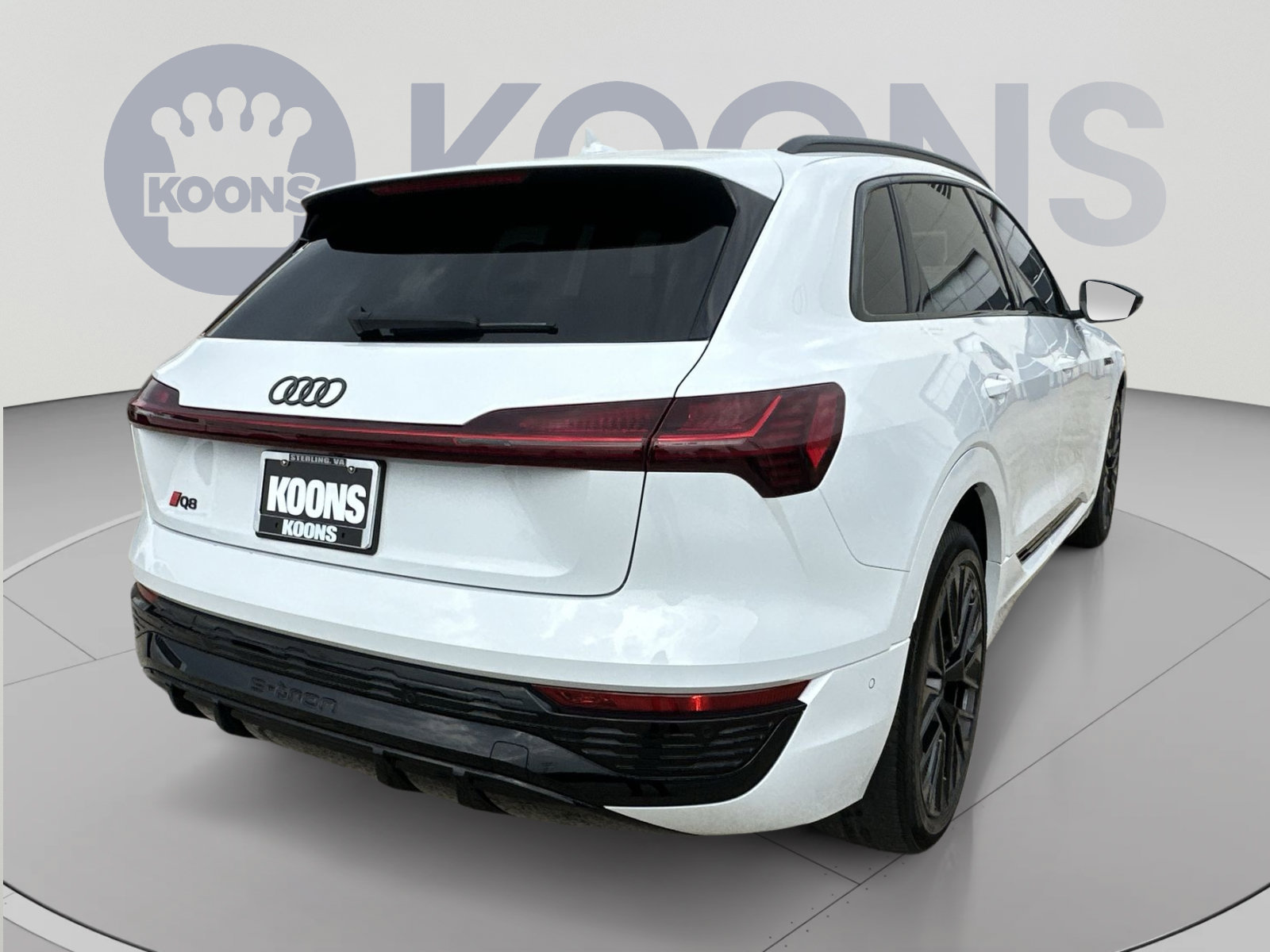 Used 2024 Audi Q8 e-tron Prestige w/ Prestige Package AWD/4WD image 11