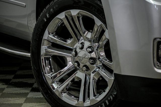 Used 2020 GMC Yukon SLT w/ Premium Edition image 3