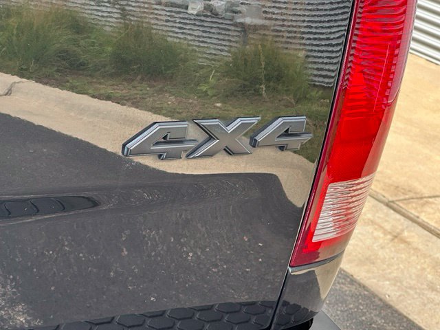 Used 2019 RAM 1500 Express w/ Express Value Package AWD/4WD image 14