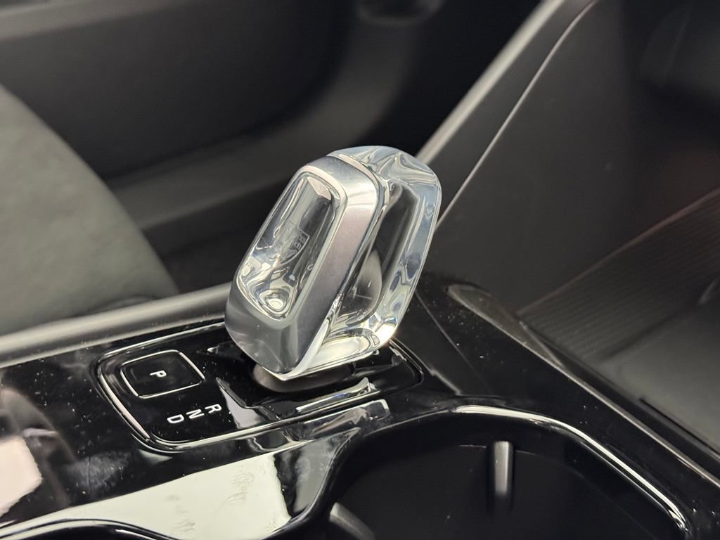 New 2026 Volvo EX40 Ultra AWD/4WD image 7
