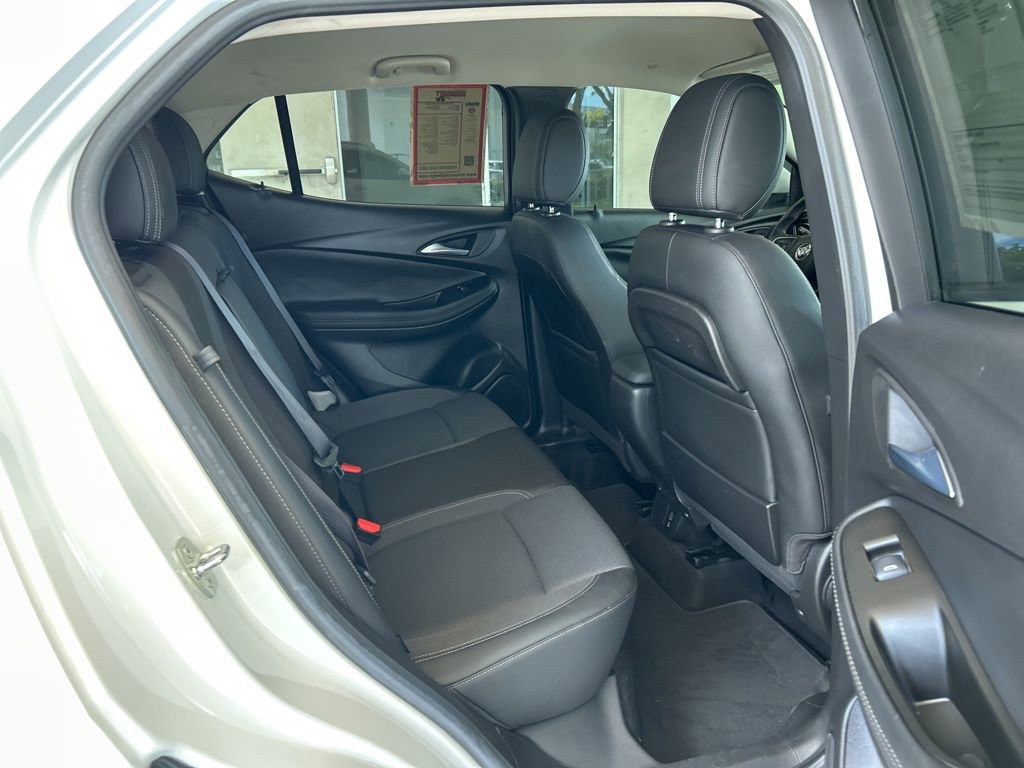 Used 2022 Buick Encore GX Select FWD image 25
