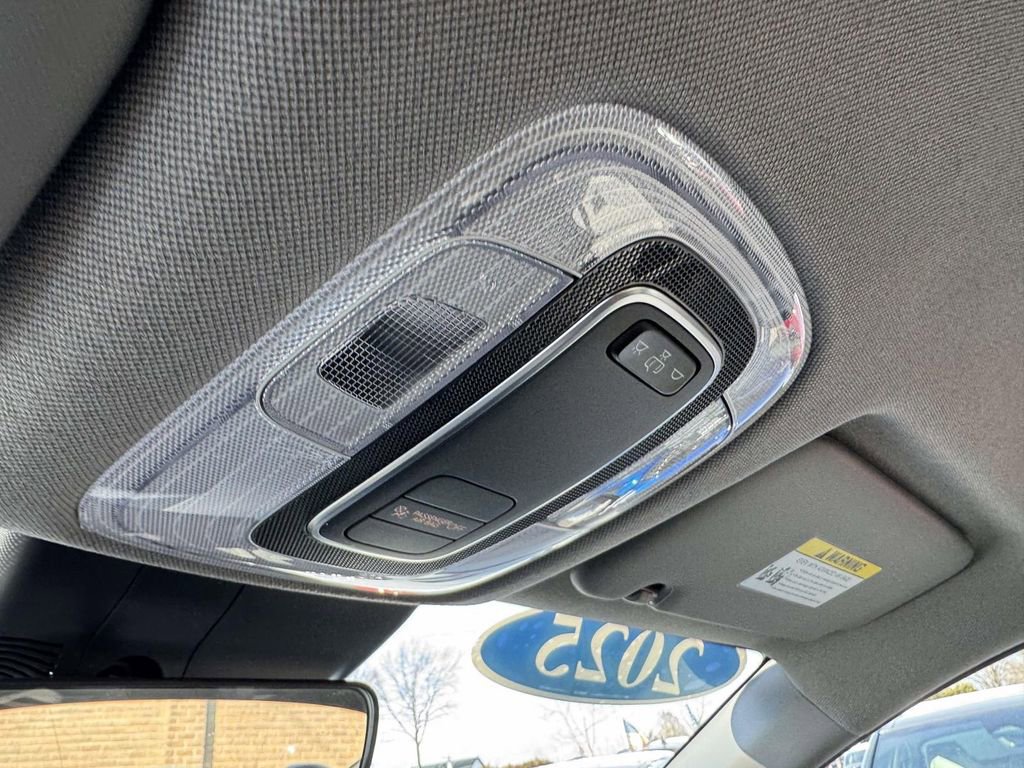 Certified 2025 Hyundai Elantra Sport image 29