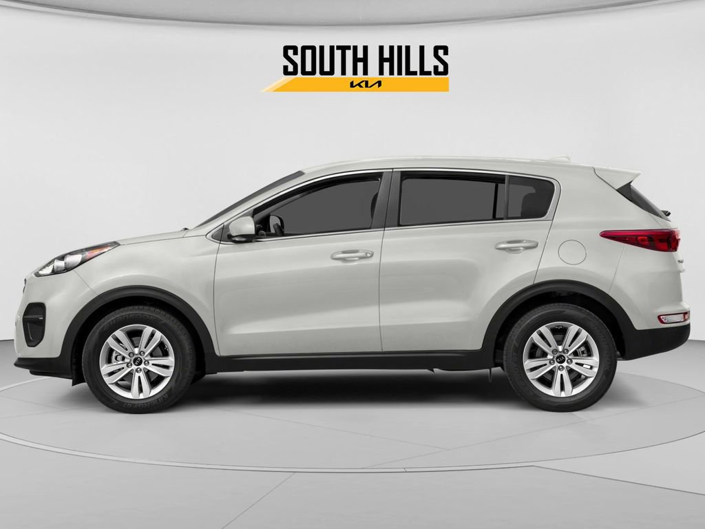 Used 2017 Kia Sportage LX w/ LX Popular Package image 3