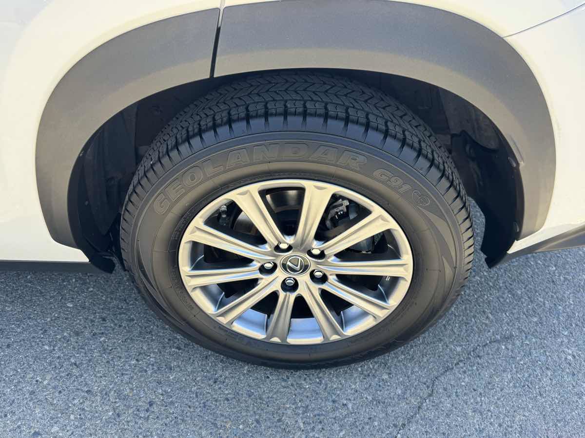 Used 2018 Lexus NX 300 FWD image 37