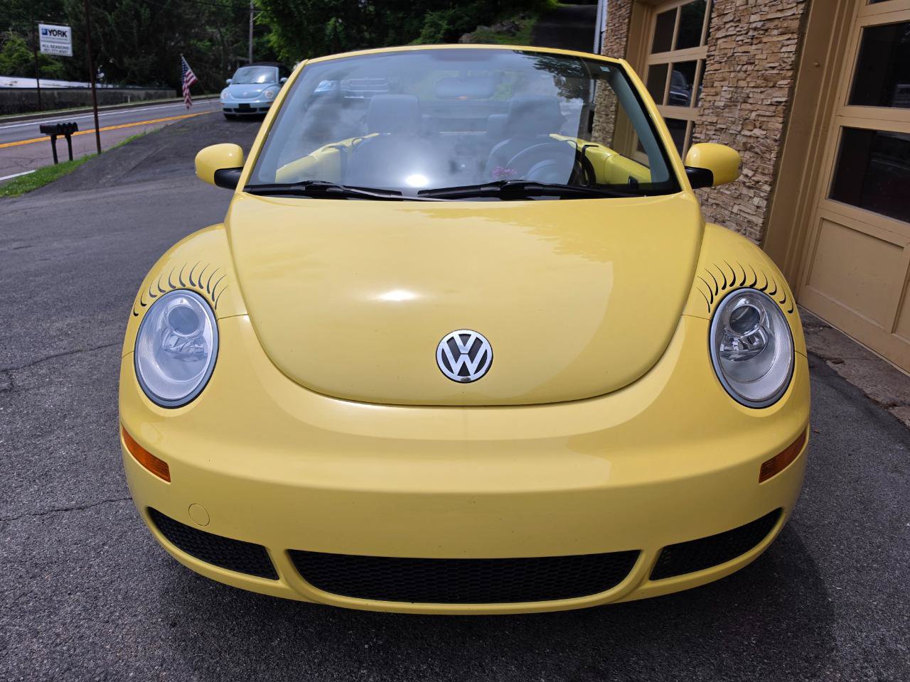 Used 2008 Volkswagen Beetle SE FWD image 43
