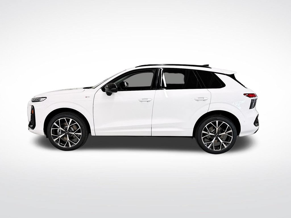 New 2026 Audi Q3 quattro 2.0T AWD/4WD image 2
