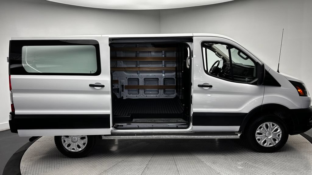 Used 2025 Ford Transit 250 Low Roof w/ Exterior Upgrade Package RWD image 34