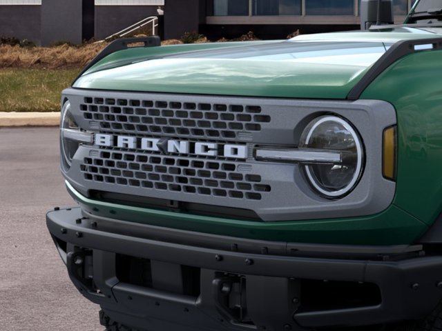 Used 2025 Ford Bronco Badlands AWD/4WD image 19