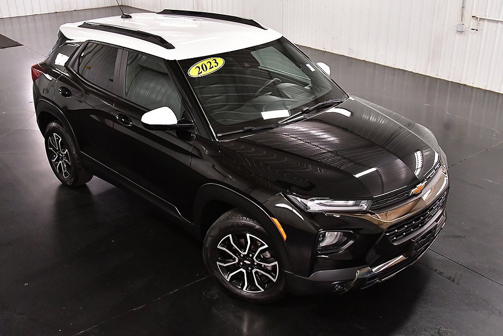 Used 2023 Chevrolet TrailBlazer ACTIV image 12