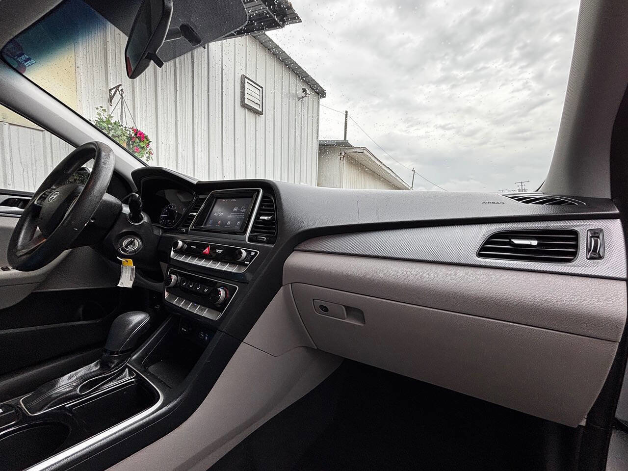 Used 2018 Hyundai Sonata SE FWD image 31