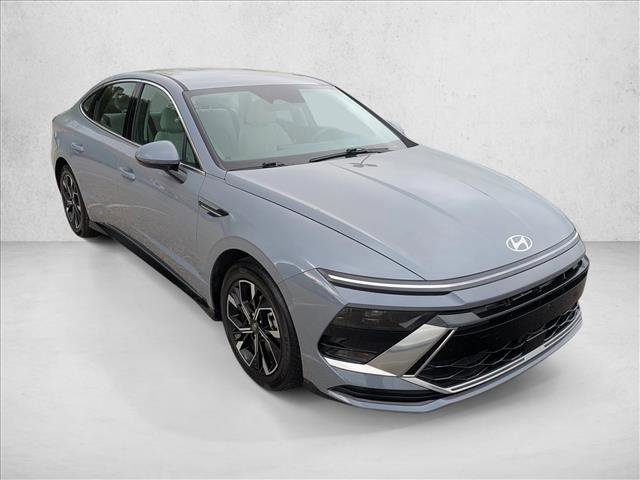 Used 2025 Hyundai Sonata SEL image 3