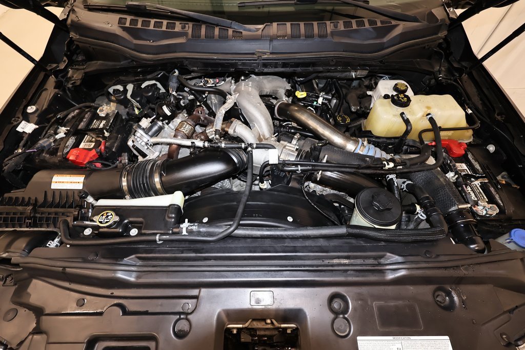 Certified 2022 Ford F450 Platinum w/ FX4 Off-Road Package image 46