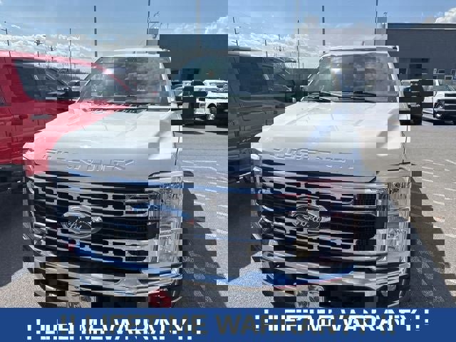 Used 2023 Ford F250 XLT image 5