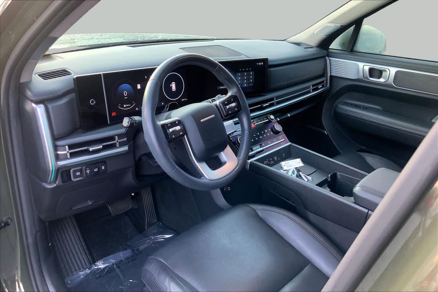 Used 2024 Hyundai Santa Fe Limited FWD image 17