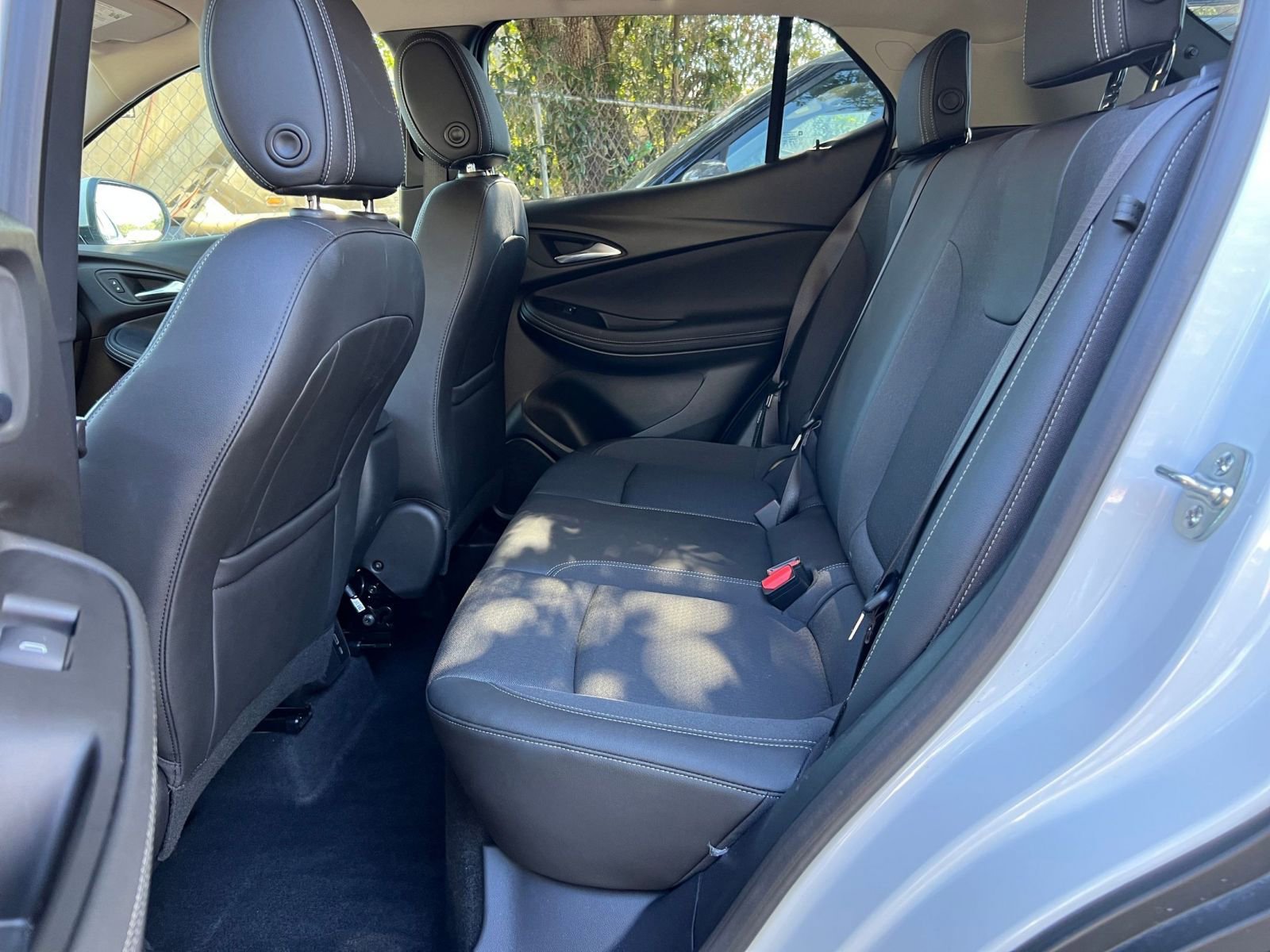 Used 2025 Buick Encore GX Preferred image 20